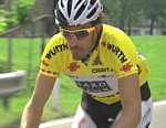 Fabian Cancellara en jaune pendant la deuxime tape du Tour de Suisse 2009